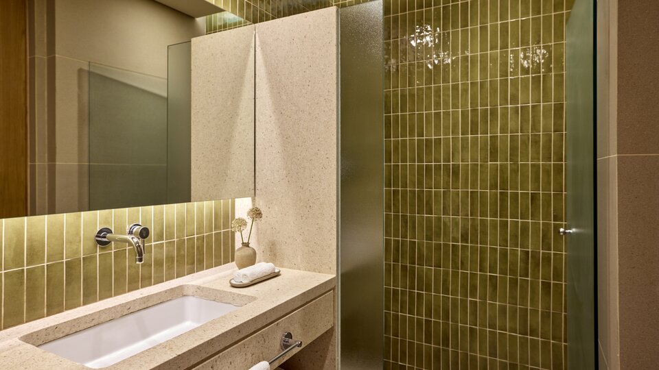 Tiara Holidays - Avali Mar-Bella - Rooftop Deluxe Double Room Mountain view - kupatilo